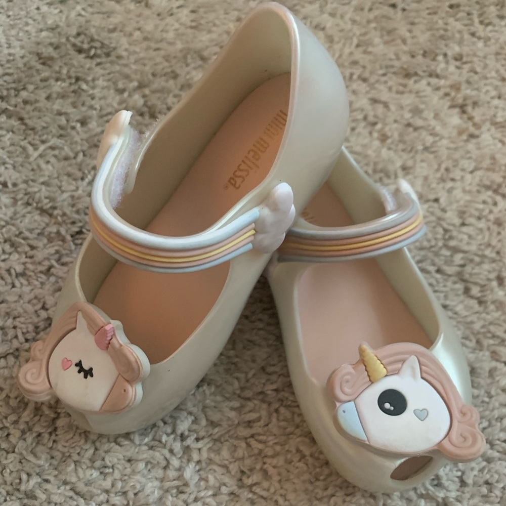 Mini Melissa - size 7